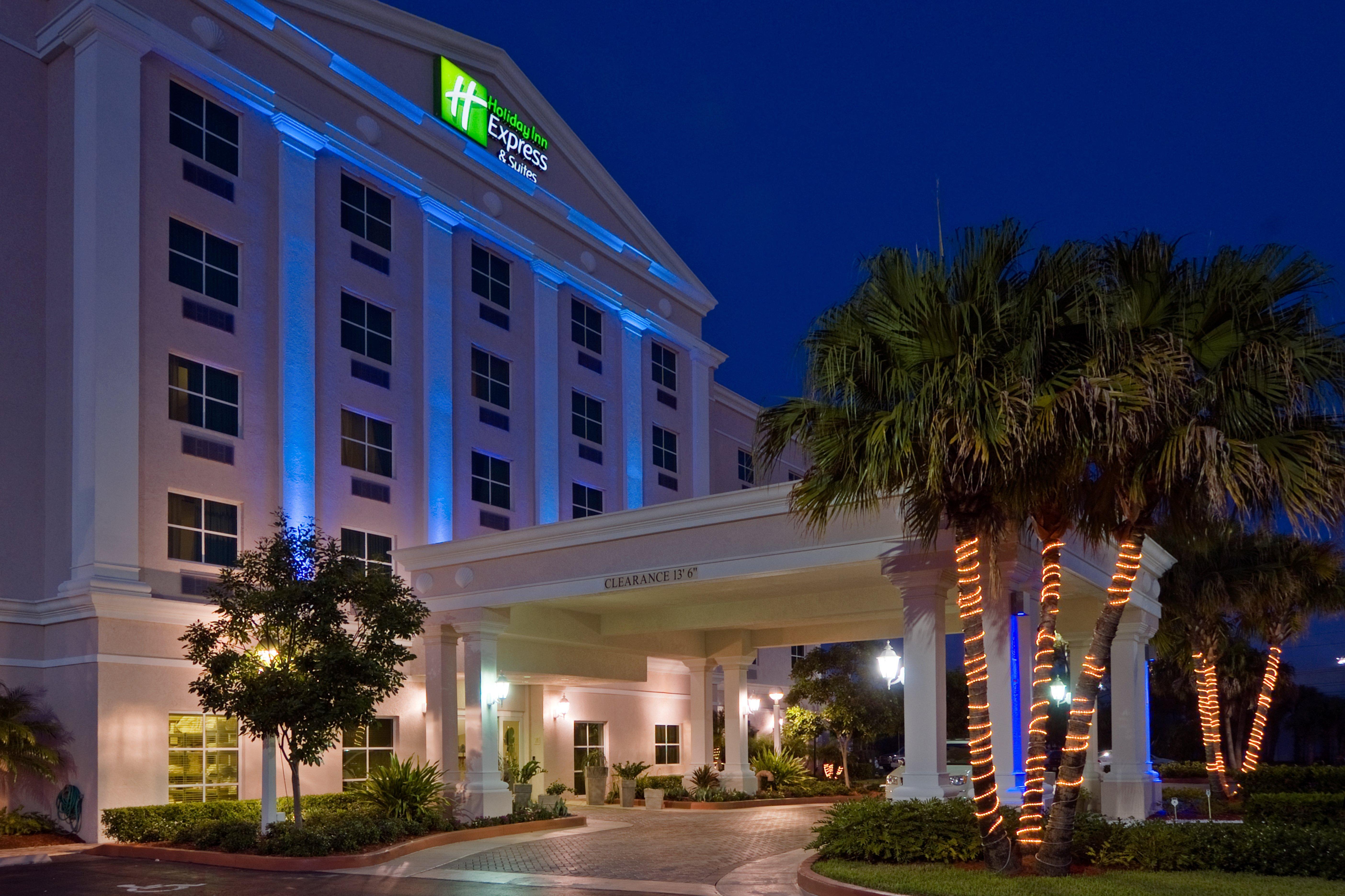 Holiday Inn Express & Suites Miami Kendall By Ihg Exterior photo